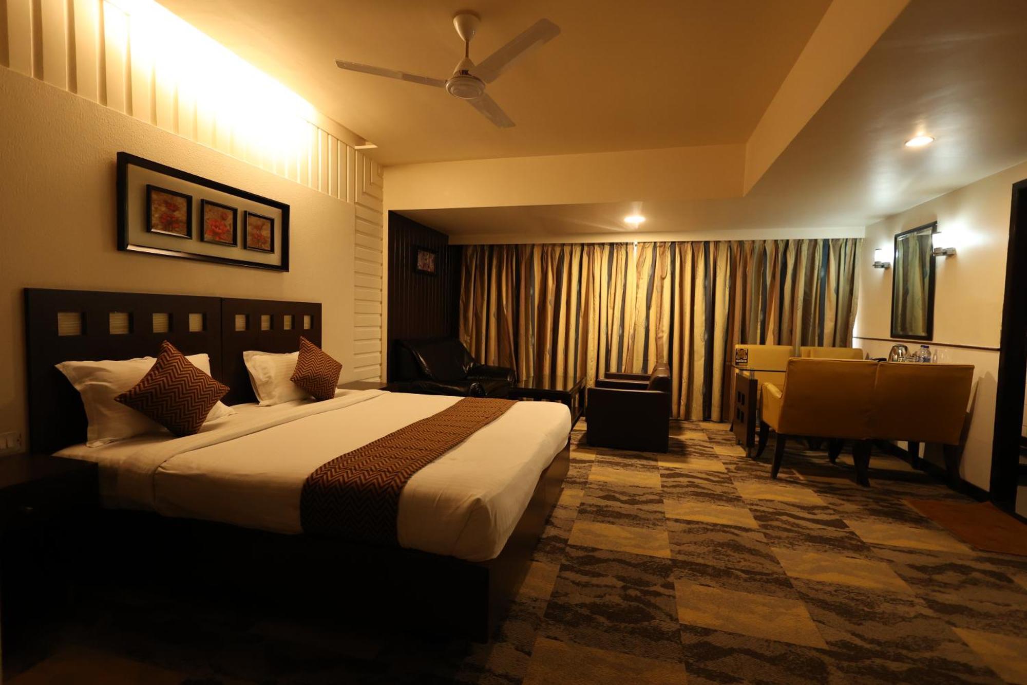 Quaint Suites Hotel & Banquet Mumbai Bagian luar foto